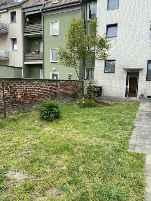 Charmante Gartenwohnung Mit Privatem Grossen Garten 쾰른 외부 사진